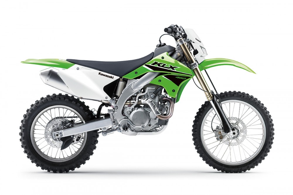 TESTE KAWASAKI KLX 450R: a moto que encara todo tipo de trilha